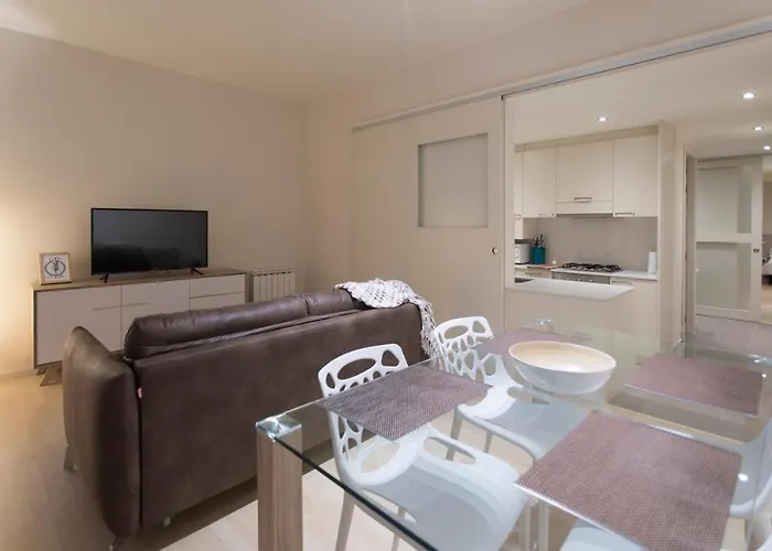 Bravissimo Cort Reial-3a Apartamento